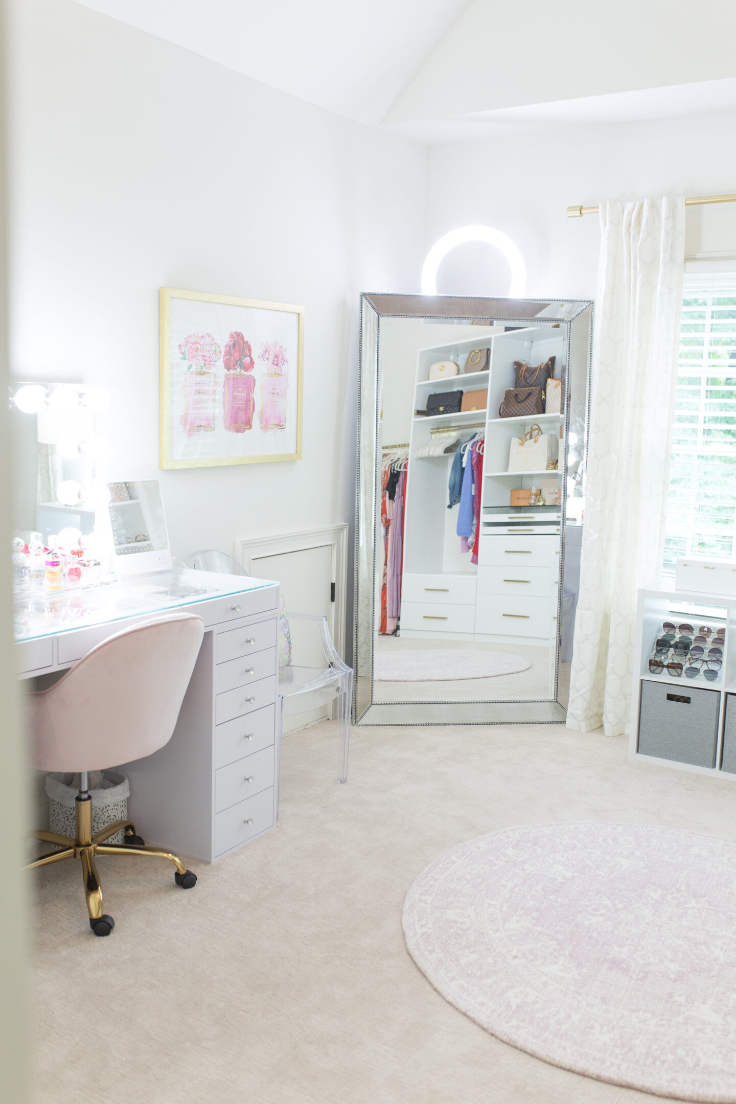 How To Convert a Small Bedroom Into a Walk-In Closet - Mumu and Macaroons