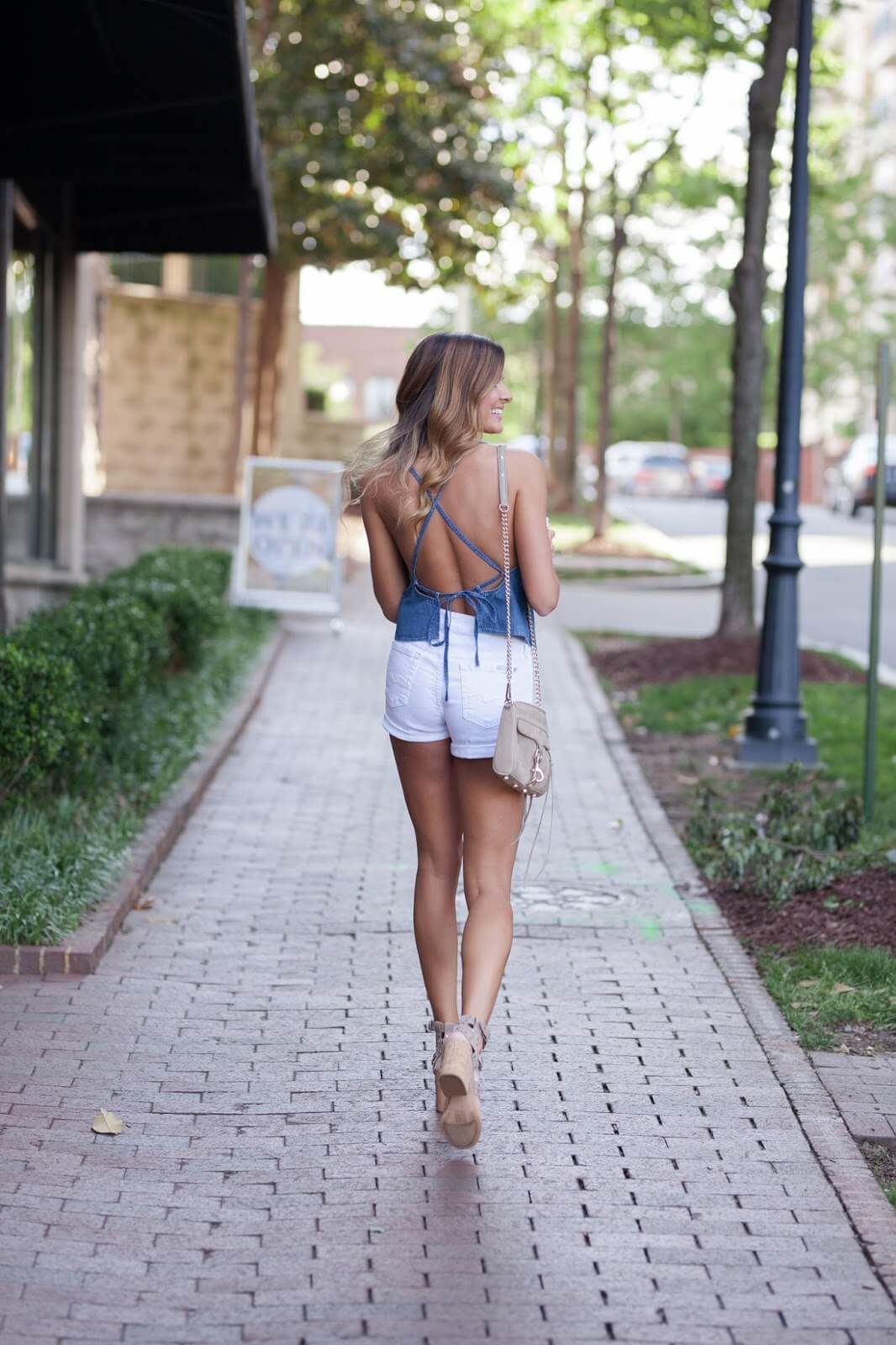 17 Cool and Casual Denim Shorts Outfit Ideas for Hot Summer Days Part 2